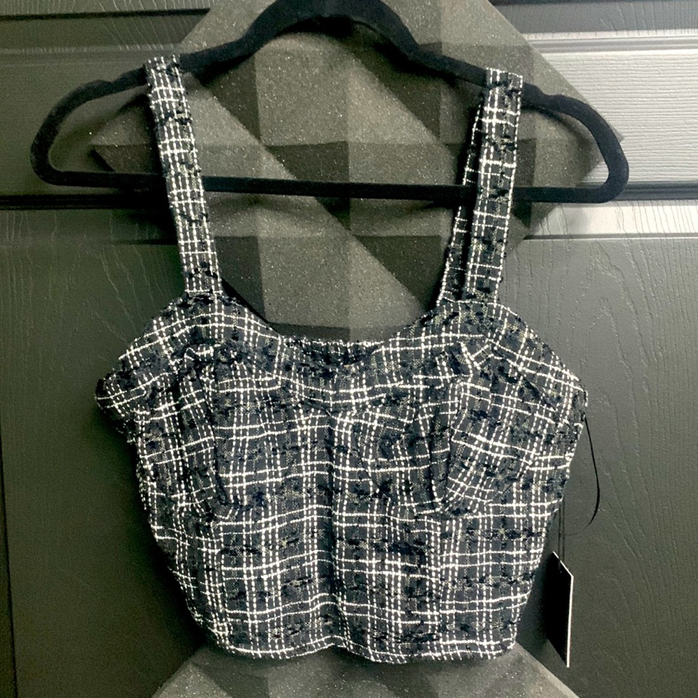 Jopra Black and white top.. New With Tags!